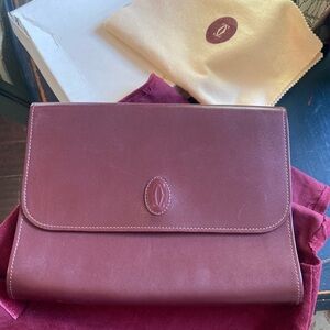 Elegant Burgundy Leather Clutch
